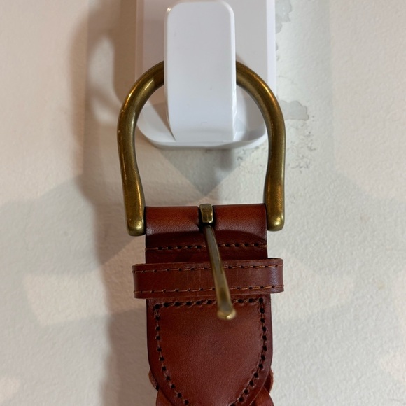 CABI Sz S-M Belt Leather Braided 40 x 1.5” Length Buckle 2.5 x 2” - Picture 2 of 5